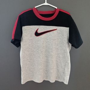 Nike grey short sleeved t-shirt